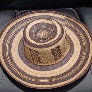 Elegant Tan and Brown Patterned Hat
